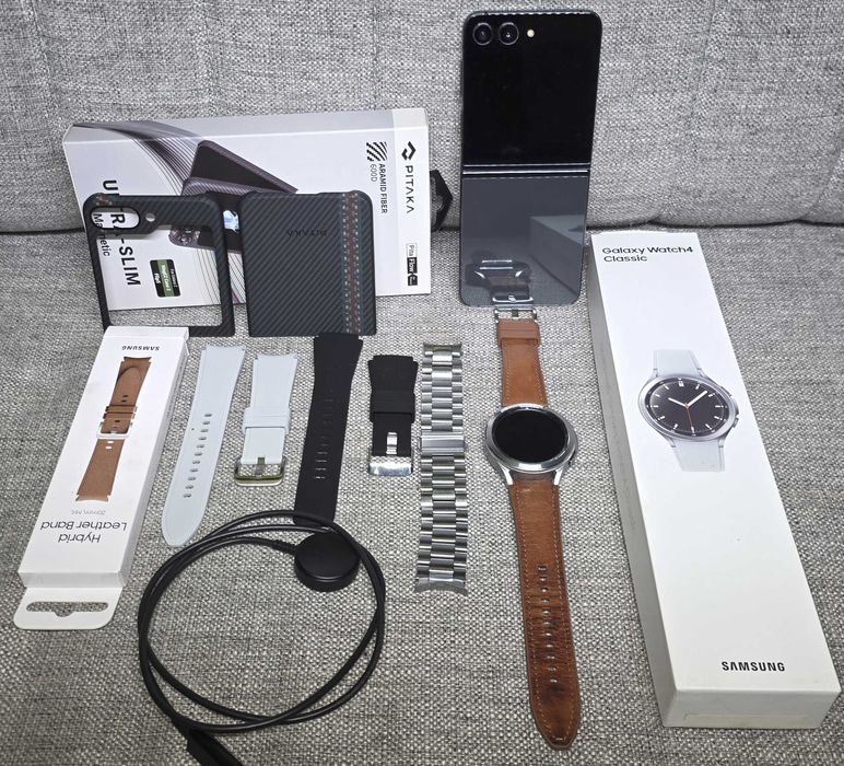 Samsung Galaxy Z Flip 5 256Gb + Samsung Galaxy Watch 4 Classic