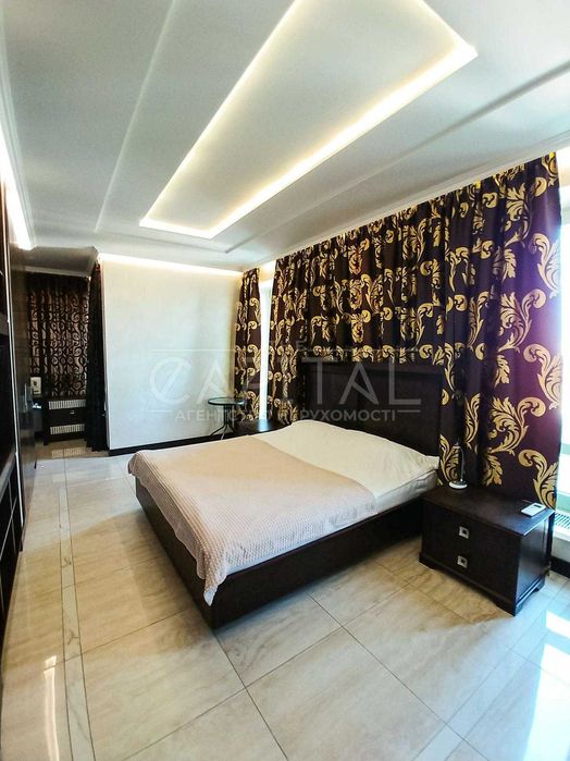 Продаж квартири, пентхаус , вул. Назарівська, Шевченківський р-н