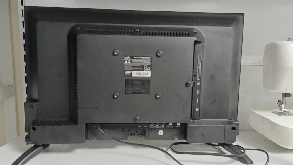 Телевізор SETUP 24" 24HSF30