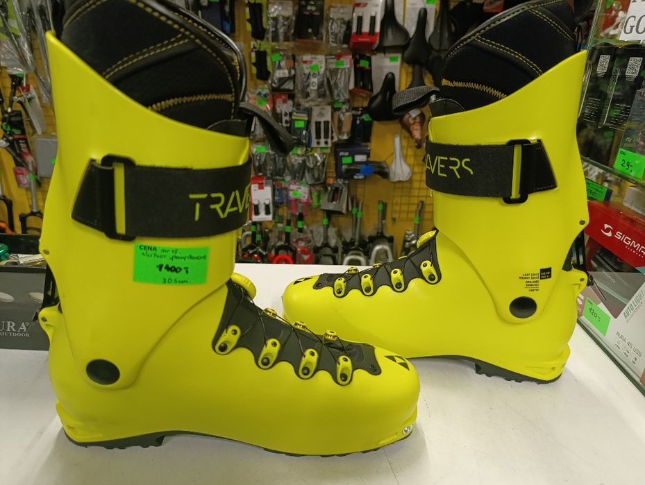 Nr 15 Powystawowe Buty Skitourowe FISCHER TRAVERS CS / 29,5 - 30.5 cm