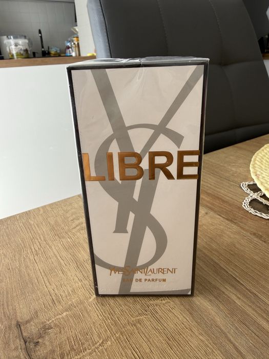 Perfum Libre    90 ml