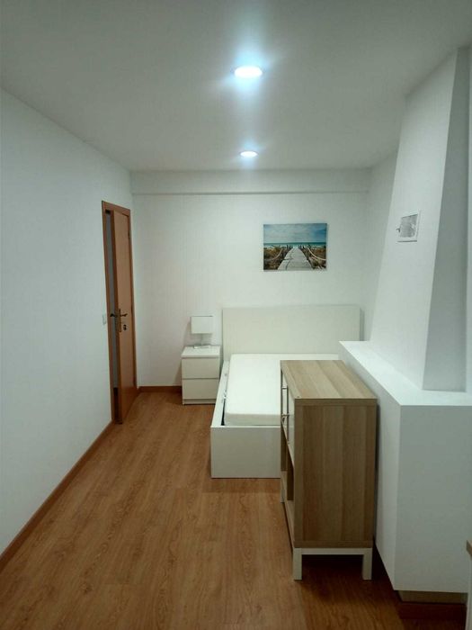 Quarto para arrendar em Esgueira