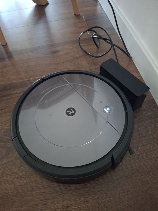 iRobot Roomba Combo® / aspira e lava - 100€