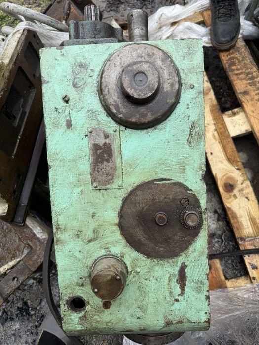 Передня,задня бабка станка 1м61