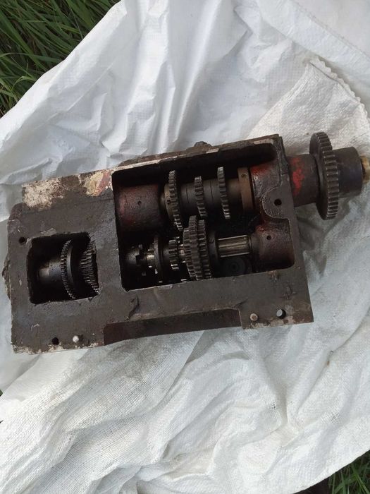 токарний верстат ТС135М Т135В коробка подач