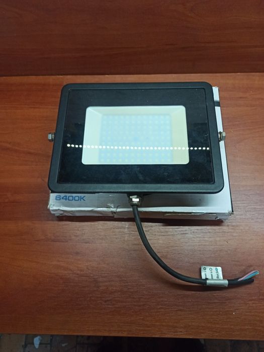 Прожектор ll-922.