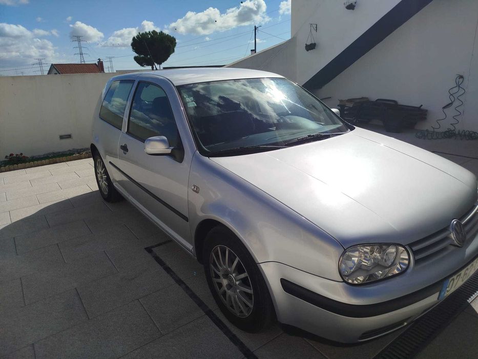 VW Golf Comercial