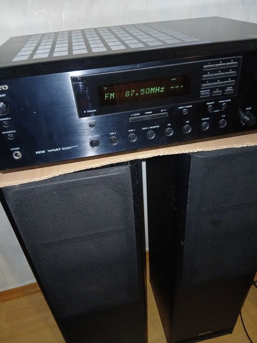 акустика Onkyo SC-475 и ресивер Onkyo.