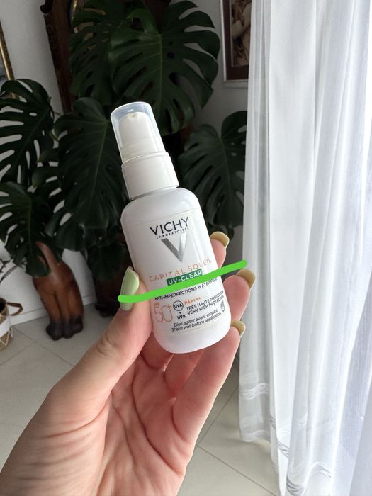 Vichy SPF50+ UV-clear przeciw niedoskonałościom