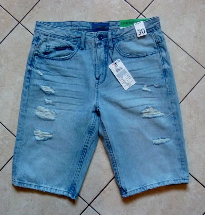 krótkie spodenki jeans poszarpane z dziurami, CRROP r. 30