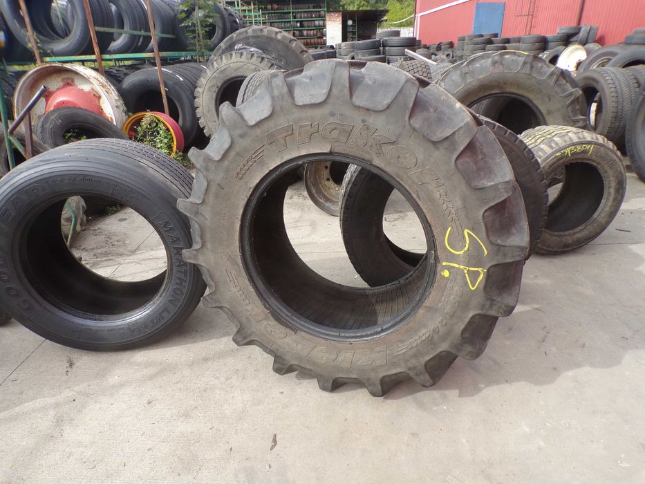 opona 380/85R24 Kleber 14.9R24 (850 netto)