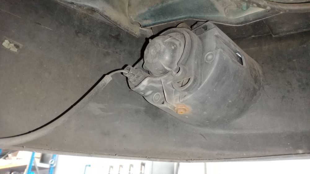 Farol nevoeiro frente esquerdo RENAULT Scénic I (JA0/1_)