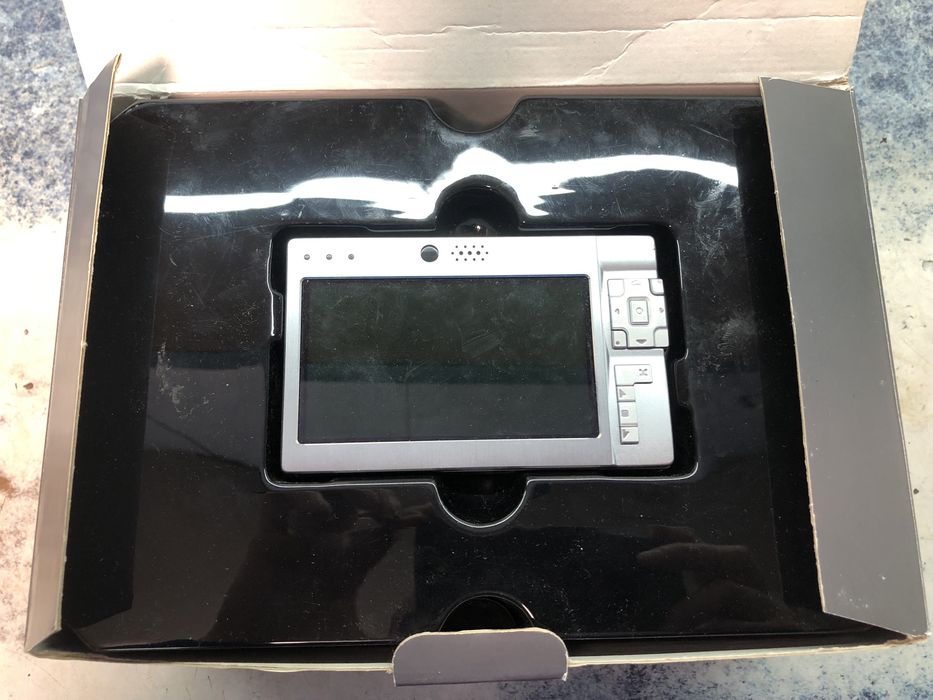 Mint condition Archos AV-500  Mobile DVR Digital Video Recorder