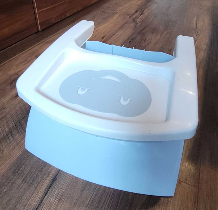 Krzesełko do karmienia dla dziecka