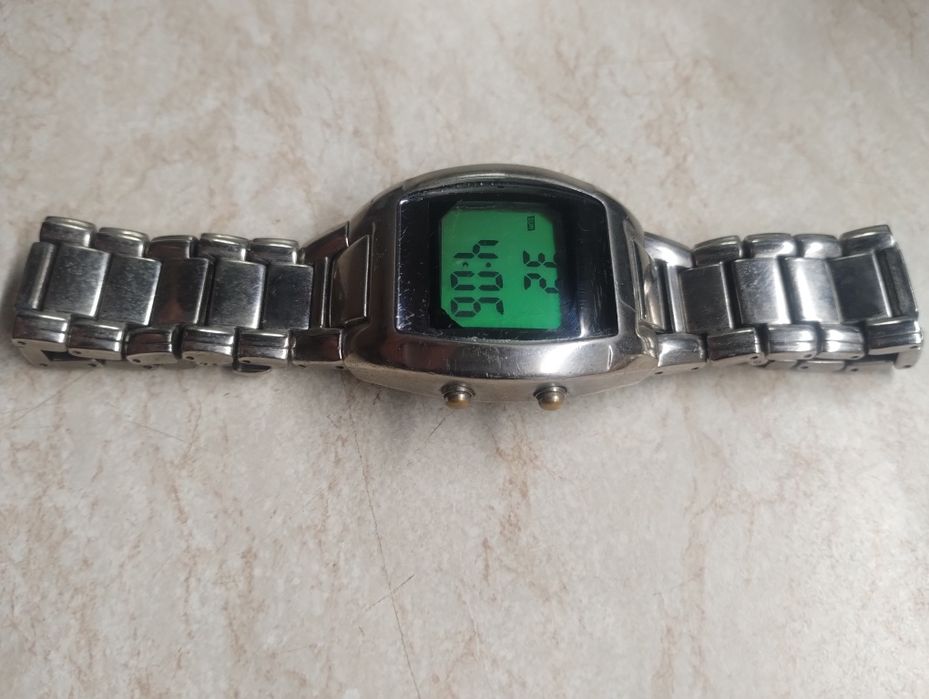 Электронные часы