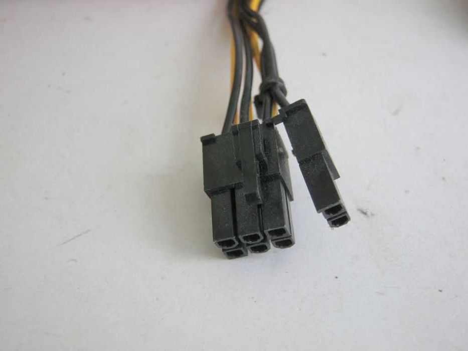 Блок живлення Chieftec iArena GPA-400S8 80+ APFC 8 pin video