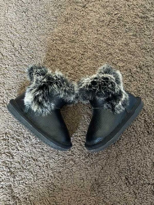 Уггі дитячі шкіряні