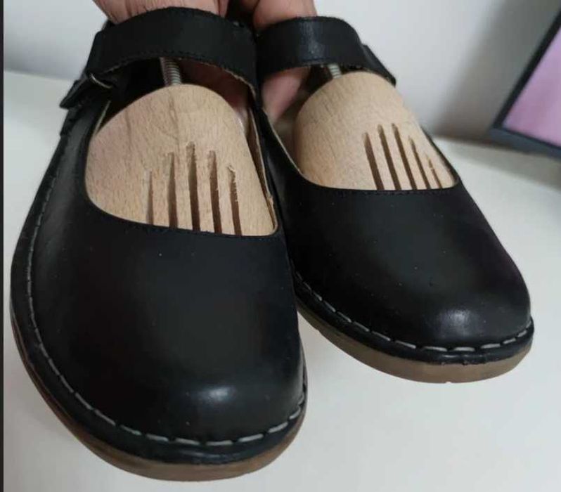 Lasocki, czarne skórzane czółenka, baleriny 41/26cm