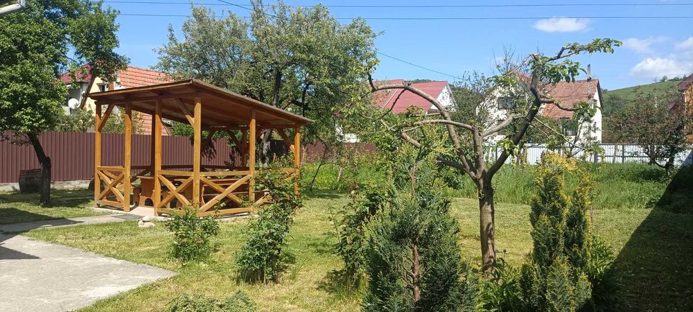ПОБЛИЗУ БАСЕЙНІВ 3 кімнати свіжий ремонт окремі санвузли без господарі