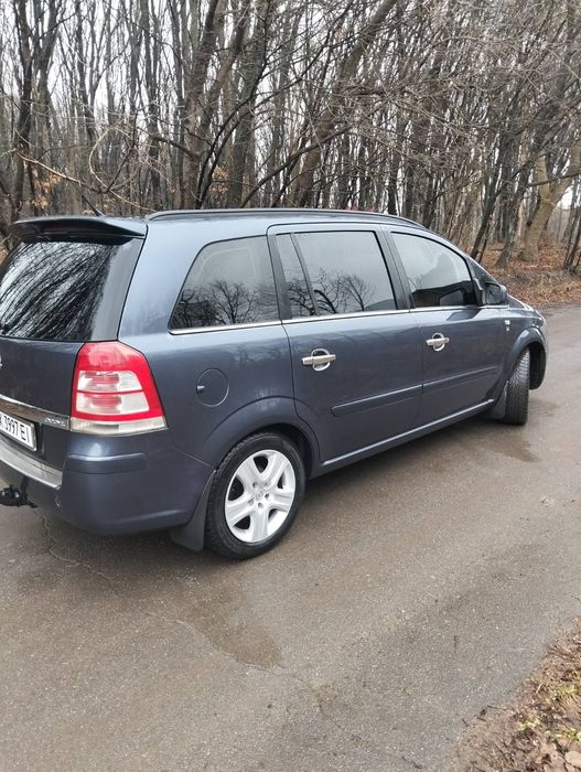 Зафіра 2010 дизель 1.7 з Німеччини