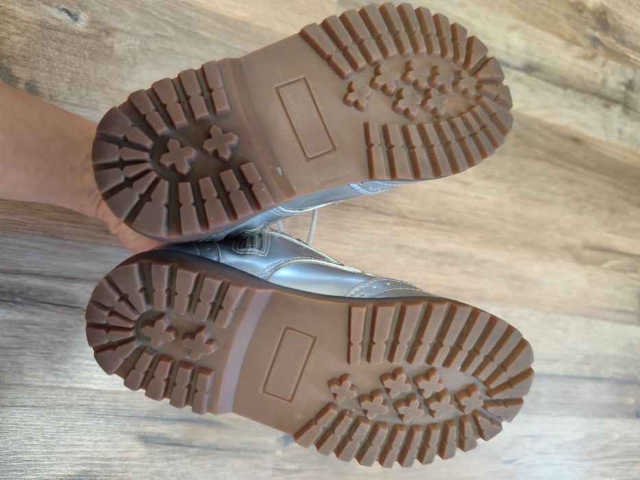 Ботинки весна/ осень для девочки размер 28