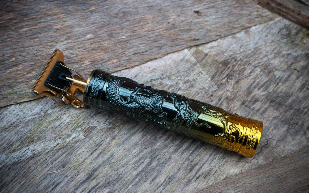 Тример для стрижки бороди