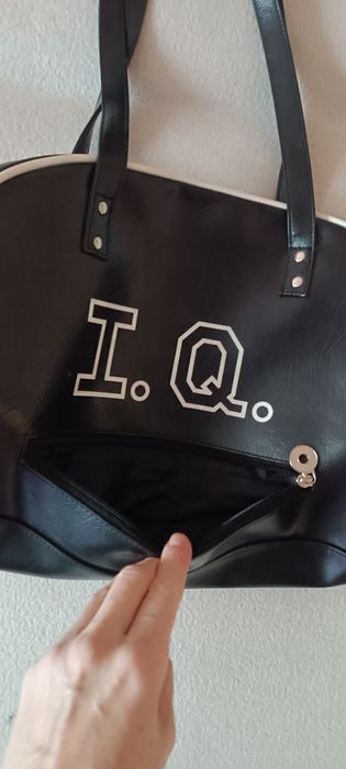 Torebka damska sportowa