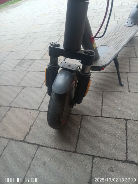 ЕлектросамокатKugoM365Promax