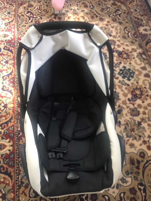 Автолюлька бу в ідеальному стані