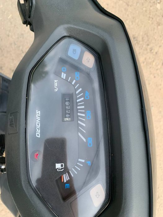 Продам мопед Honda Lead 90
