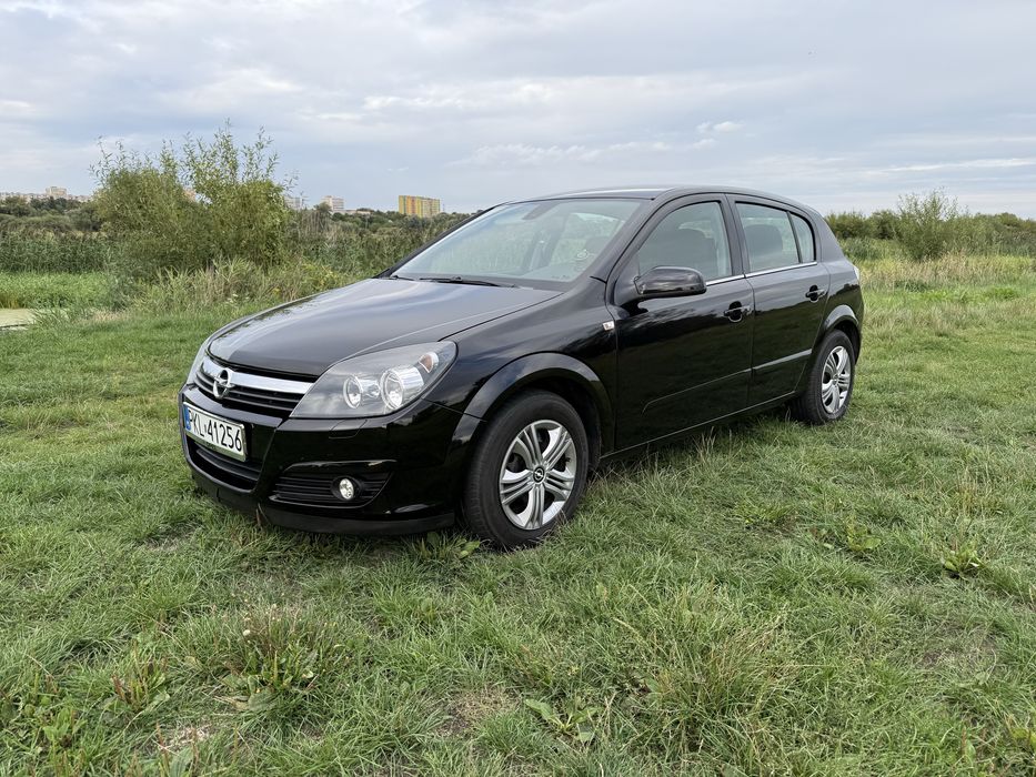 Opel Astra H 1.6 16V 105 KM | 2004 | 240 000 km | 5 drzwi