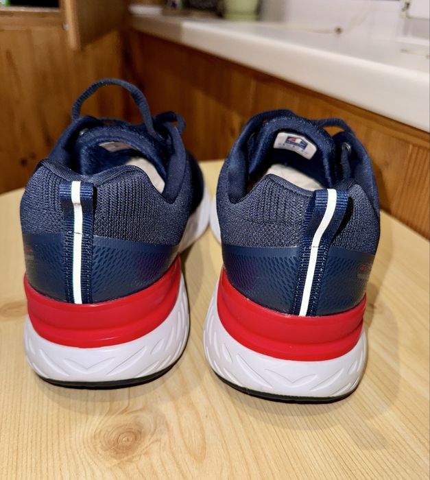 Кроссівки Champion 42р, нові