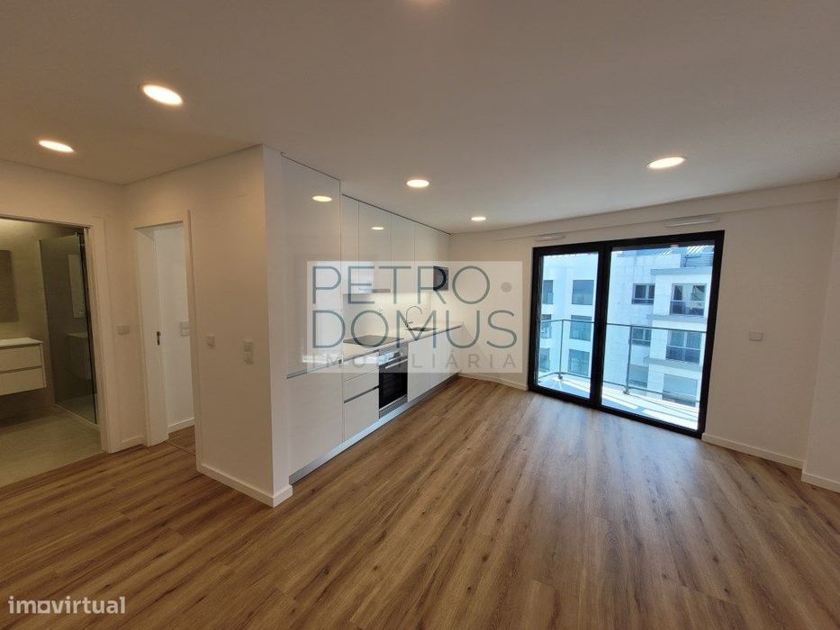 Apartamento T1 Novo Para Arrendamento Sete Rios, Campolide