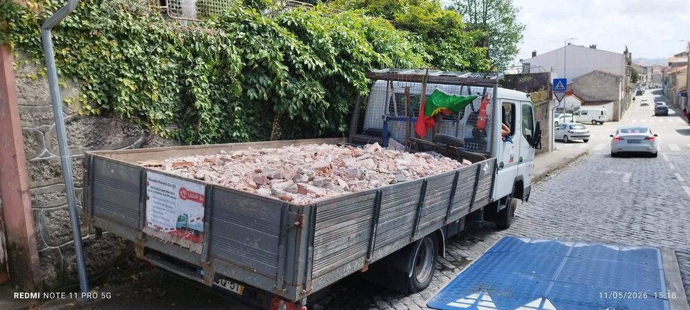 Faço limpeza geral cumulação de Lixo tb Faço Demolição Recolha de Entulho Madeira Monos Resíduos Serviços Mudança Limpeza Terrenos