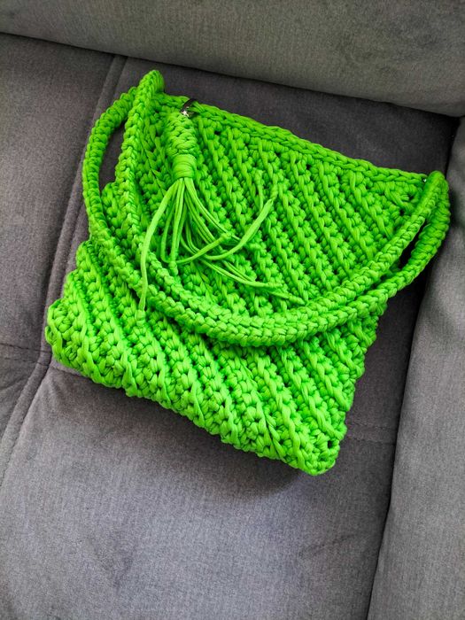 Torebka ręcznie robiona na szydełku