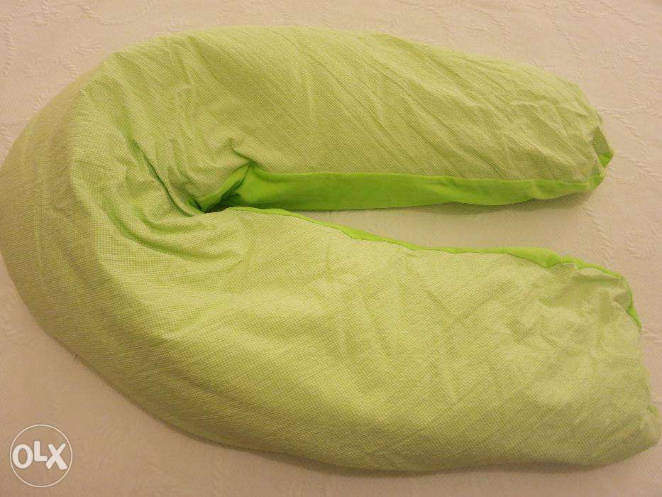 Almofada de amamentação Comfy Big da Delta Baby - dulpa face