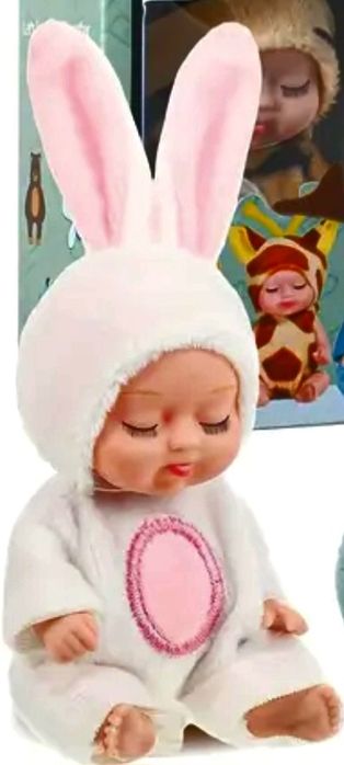 Для малышей .Милые  куколки    6 штук. В подарочной  коробке !