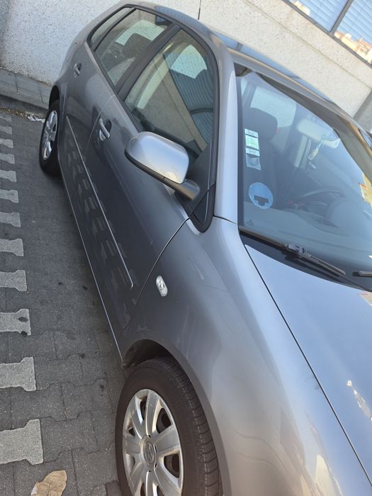 Volkswagen Polo Cinzento | Bem Conservado | Ideal para Uso Diário