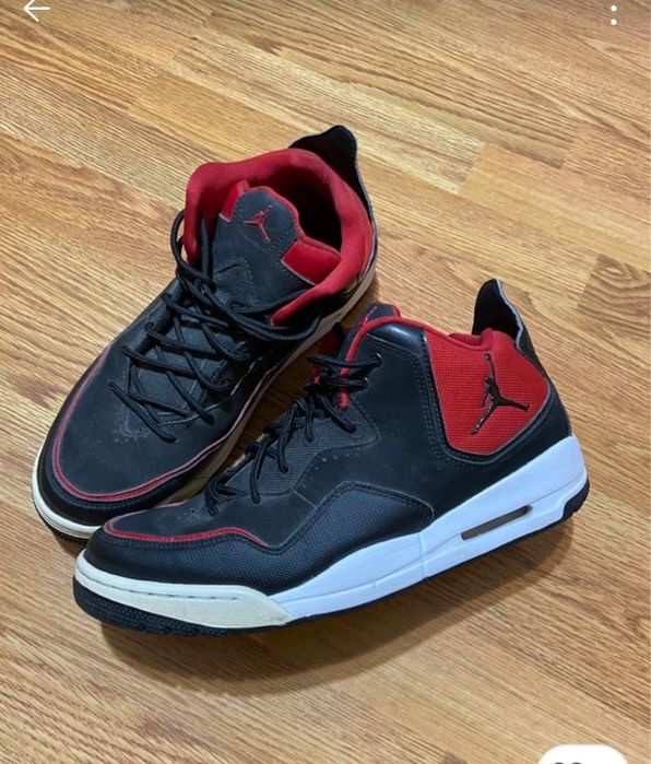 Buty JORDAN Courtside 44,5