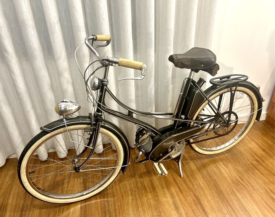 Mobylette Motobecane AV3 1951