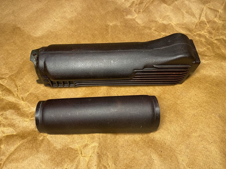 Цівка пластикова + ствольна накладка газової трубки для АКС АК-74 СССР