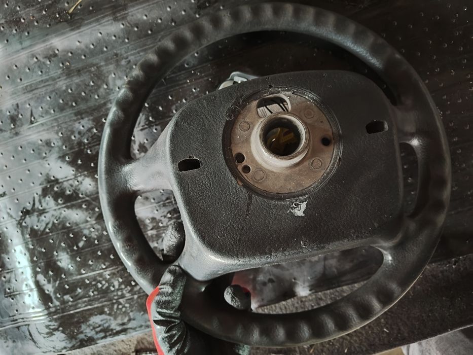 Kierownica volkswagen golf 4 Seat audi passat B5