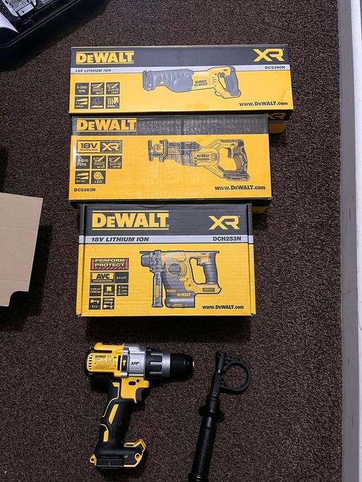 Продам інструмент dewalt девольт
