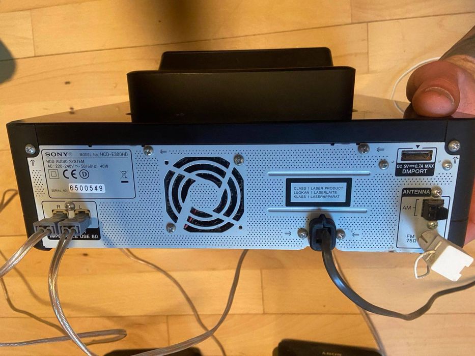 Музичний центр Sony Giga Juke NAS-E300HD (HDD 80GB/USB/CD)