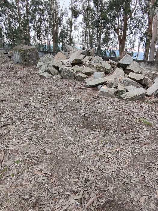 Pedra para muros