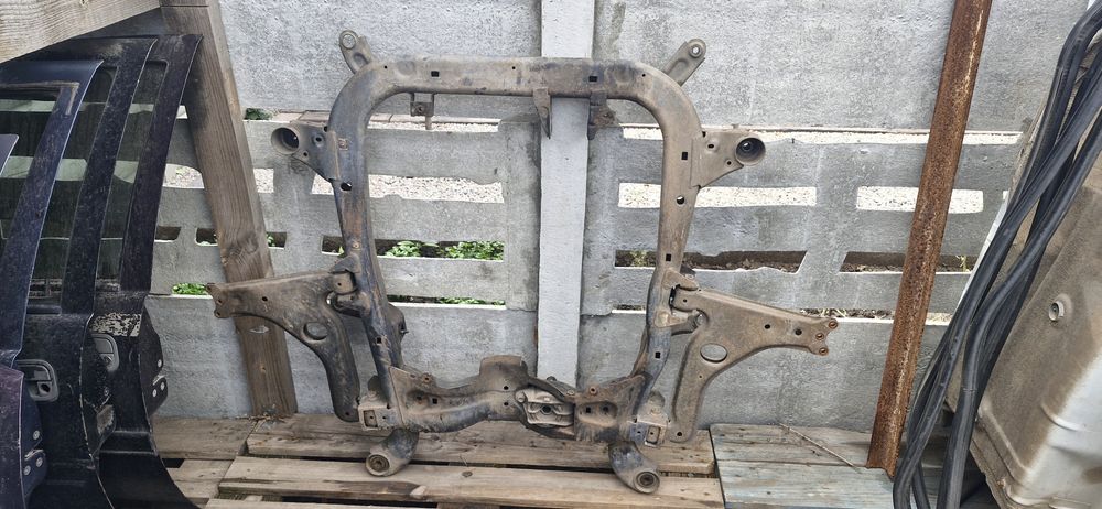 Opel Astra G Опель Астра Джи  Передний подрамник