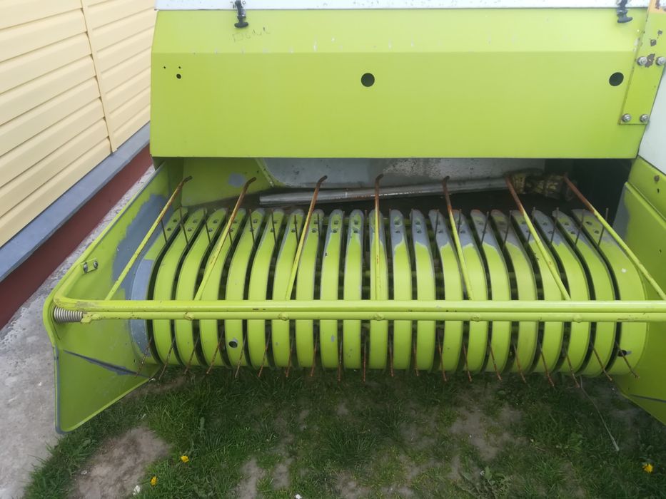 Прес подборщик Claas markant 41