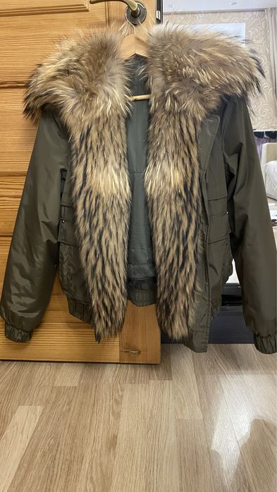 Короткая женская парка