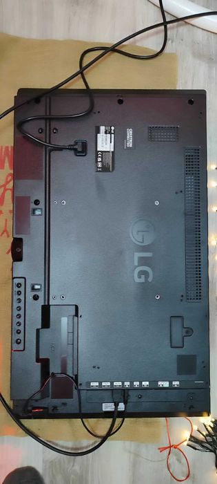 Монітор  LG 32SM5J – Професійний для Бізнесу Найнижча ціна в УКРАЇНІ !