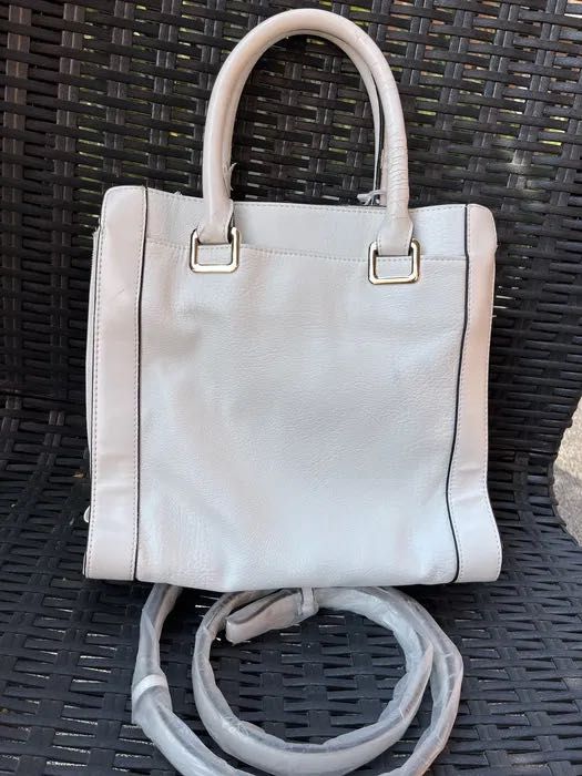 Marella biała torebka a’la skórzana basic MaxMara do ręki stylowa